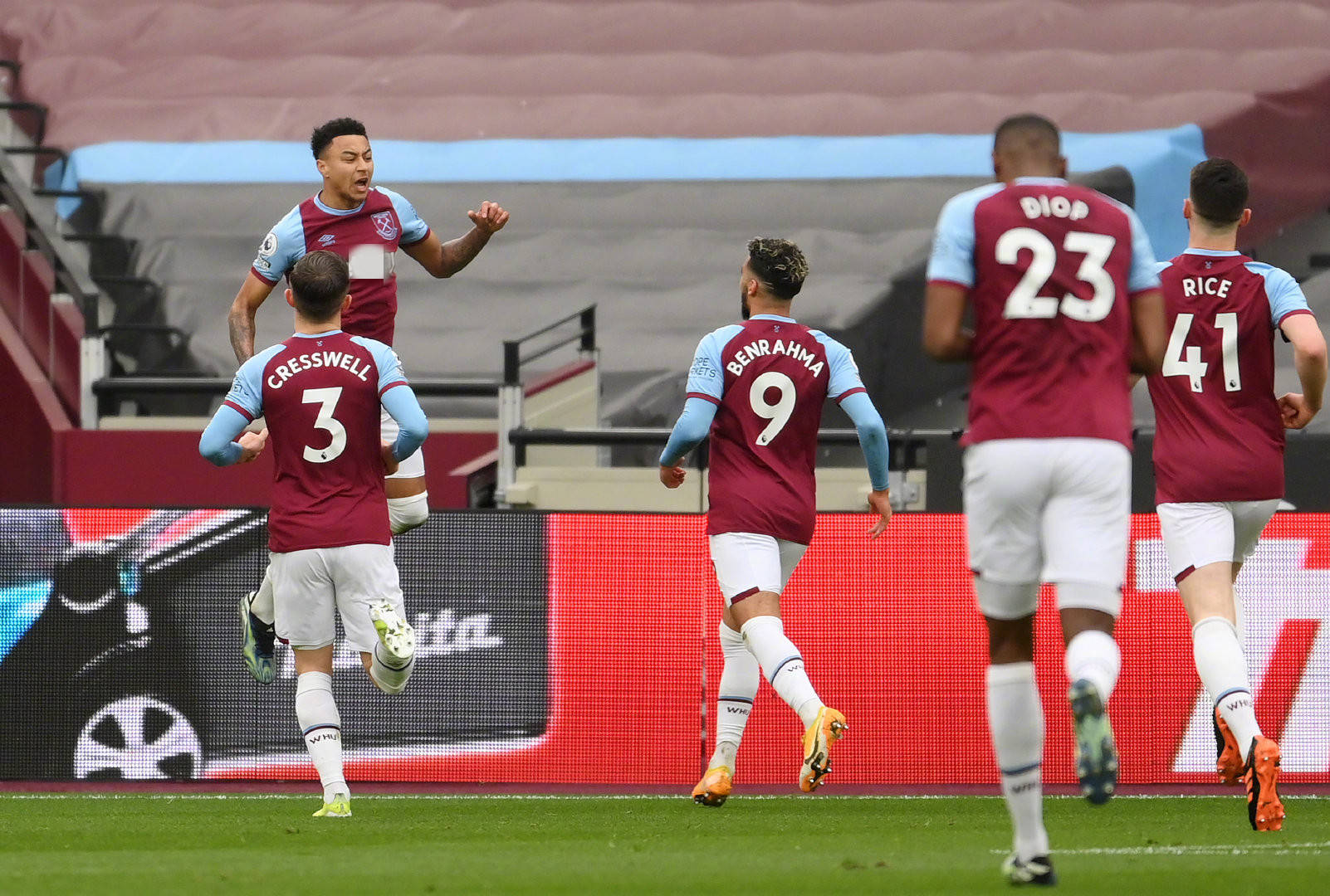 因而备受关 因而备受关