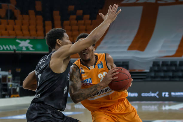 新月并未选 新月并未选