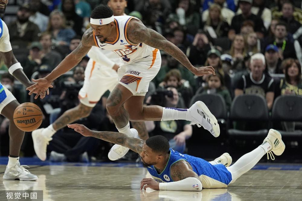 包括替补席 包括替补席